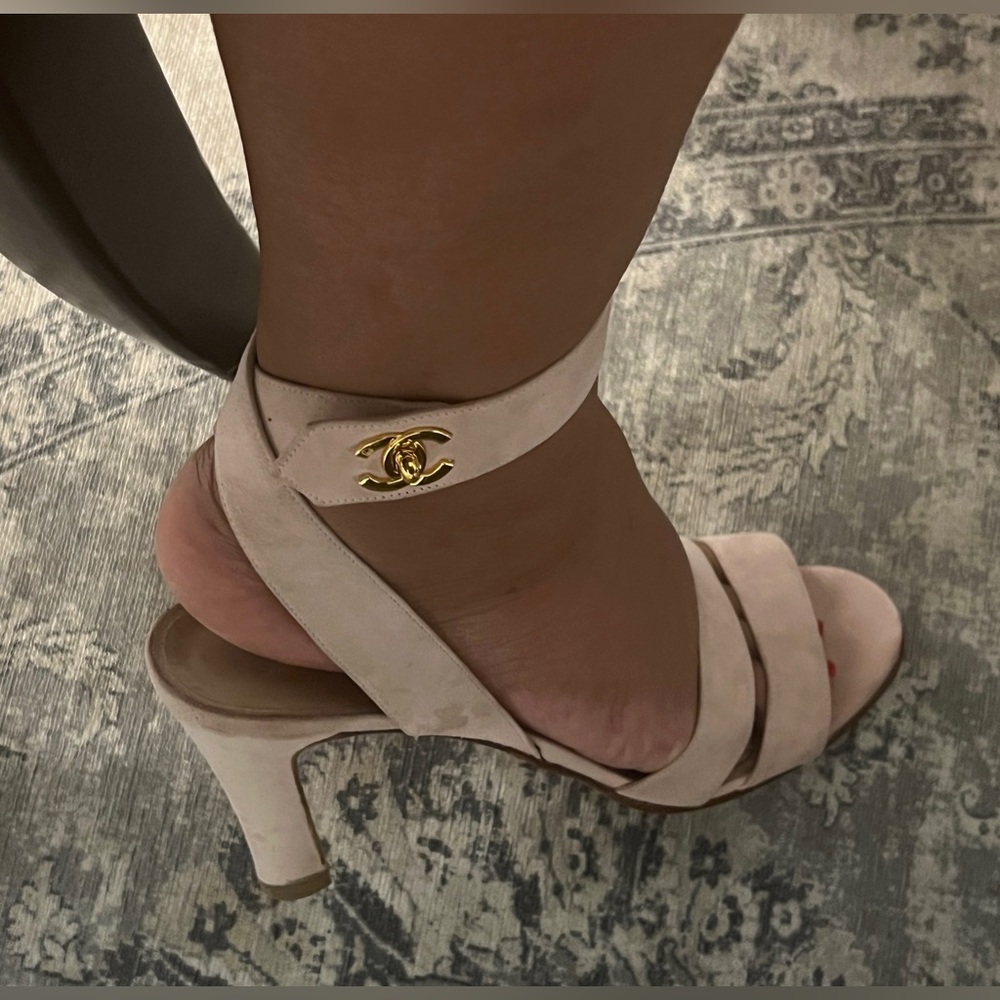 CHANEL suede light pink sandals size 8